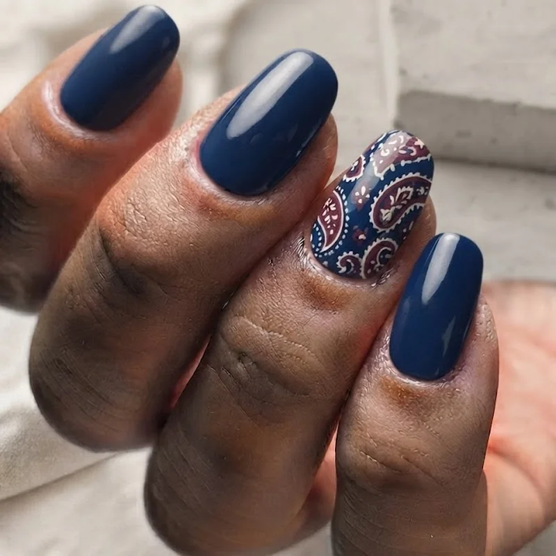 Bandana paisley print accent nail in navy and burgundy for Cowboy Carter Americana nail design