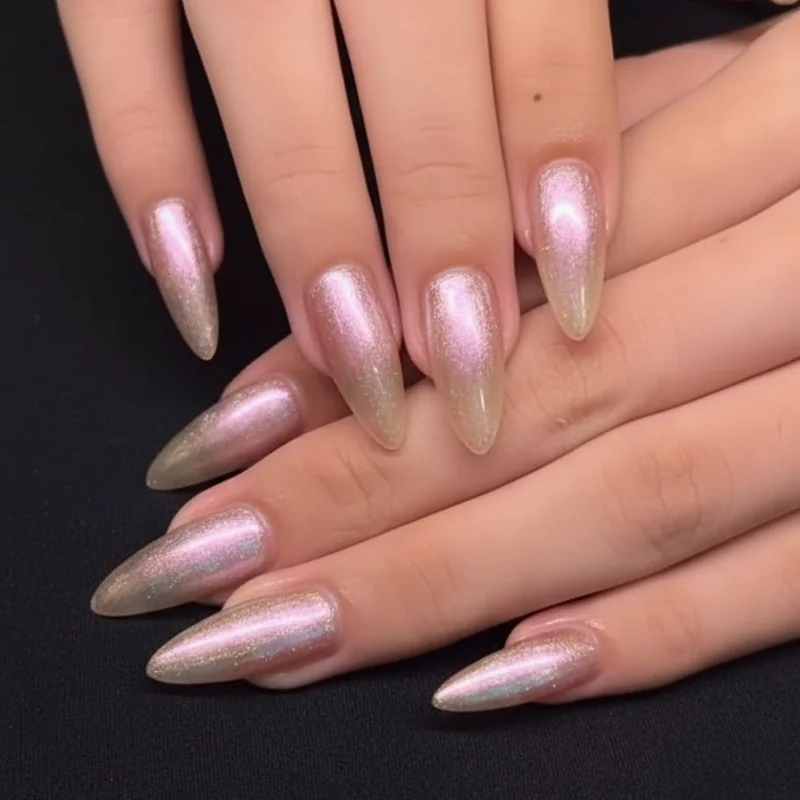 Jelly glaze syrup nails 2026 showing aurora chrome powder over translucent jelly gel base creating glass nail dimensional colour shifting effect