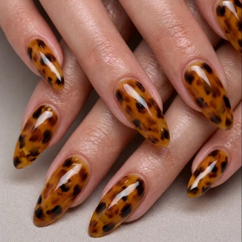 DIY tortoiseshell nails fall close up finished pattern detail achievable at home technique