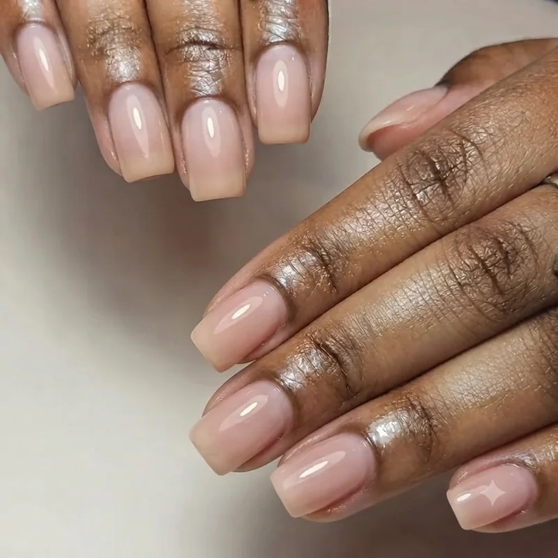 Bold chrome statement square nails with a full mirror finish for the 2026 Y2K trend