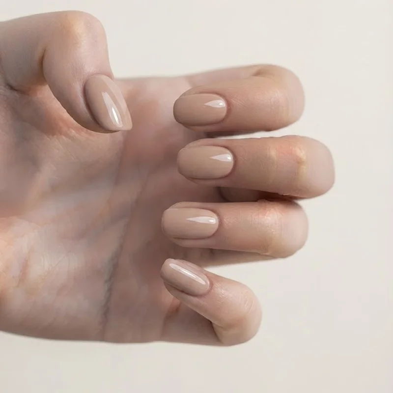 Short october nails gel manicure with clean cuticle line for long-lasting fall wear