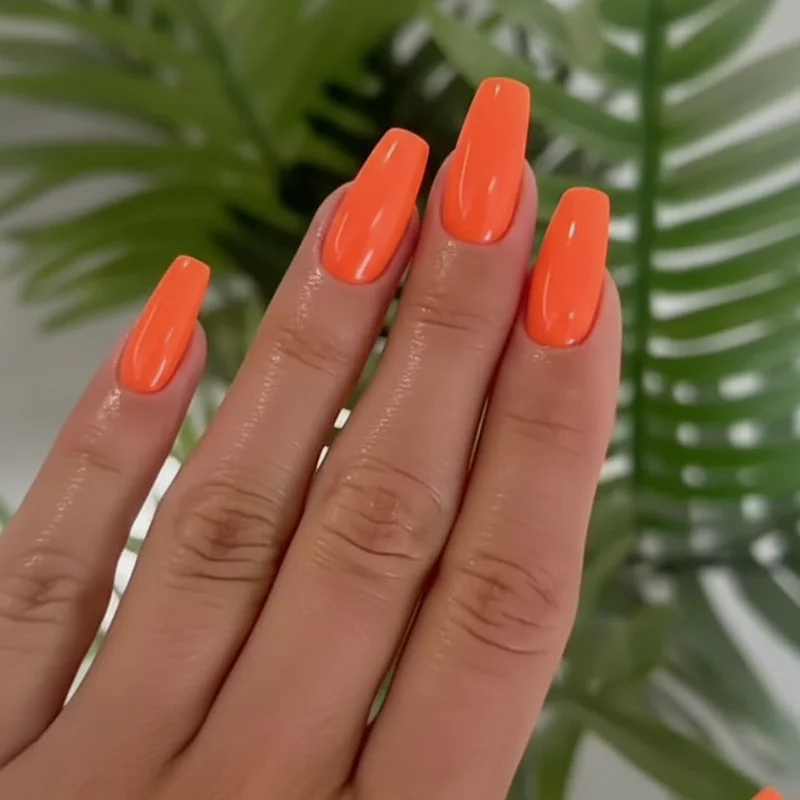 Almond coffin and stiletto long nail shapes summer 2026 trending guide showing comparison of shape characteristics and lifestyle suitability