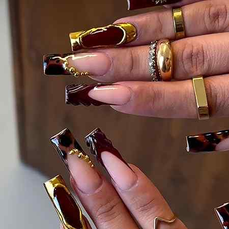 Trendy Nails
