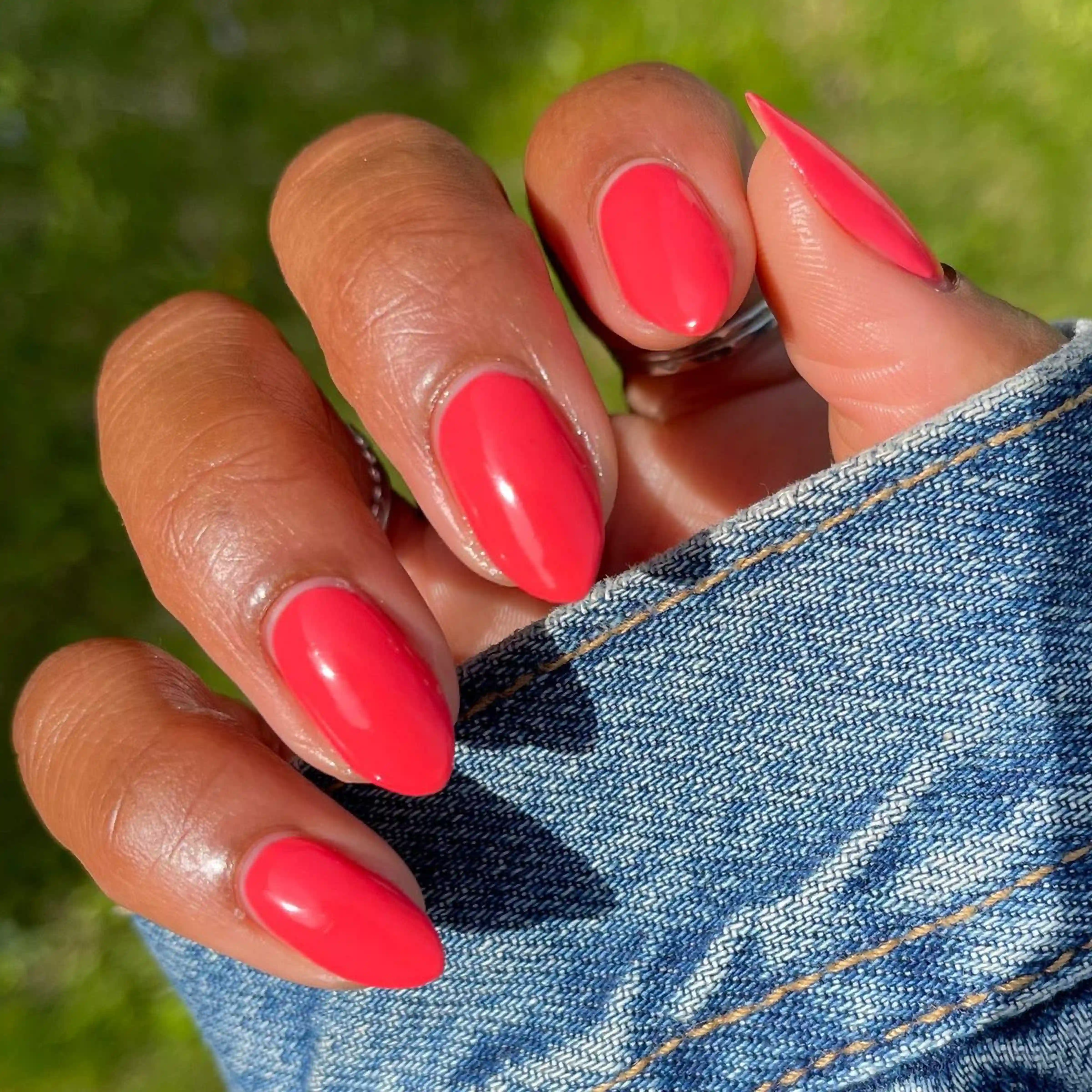 Coral almond nails summer bright with vibrant tropical creating vacation manicure perfect for beach getaway