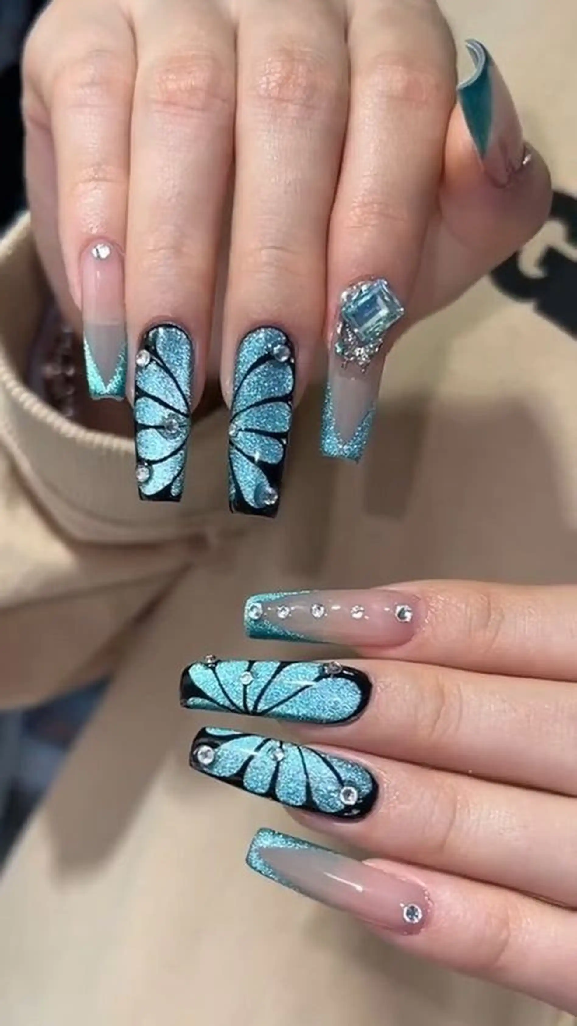 Sunset ombre coffin orange pink purple gradient nails creating artistic trendy manicure for summer