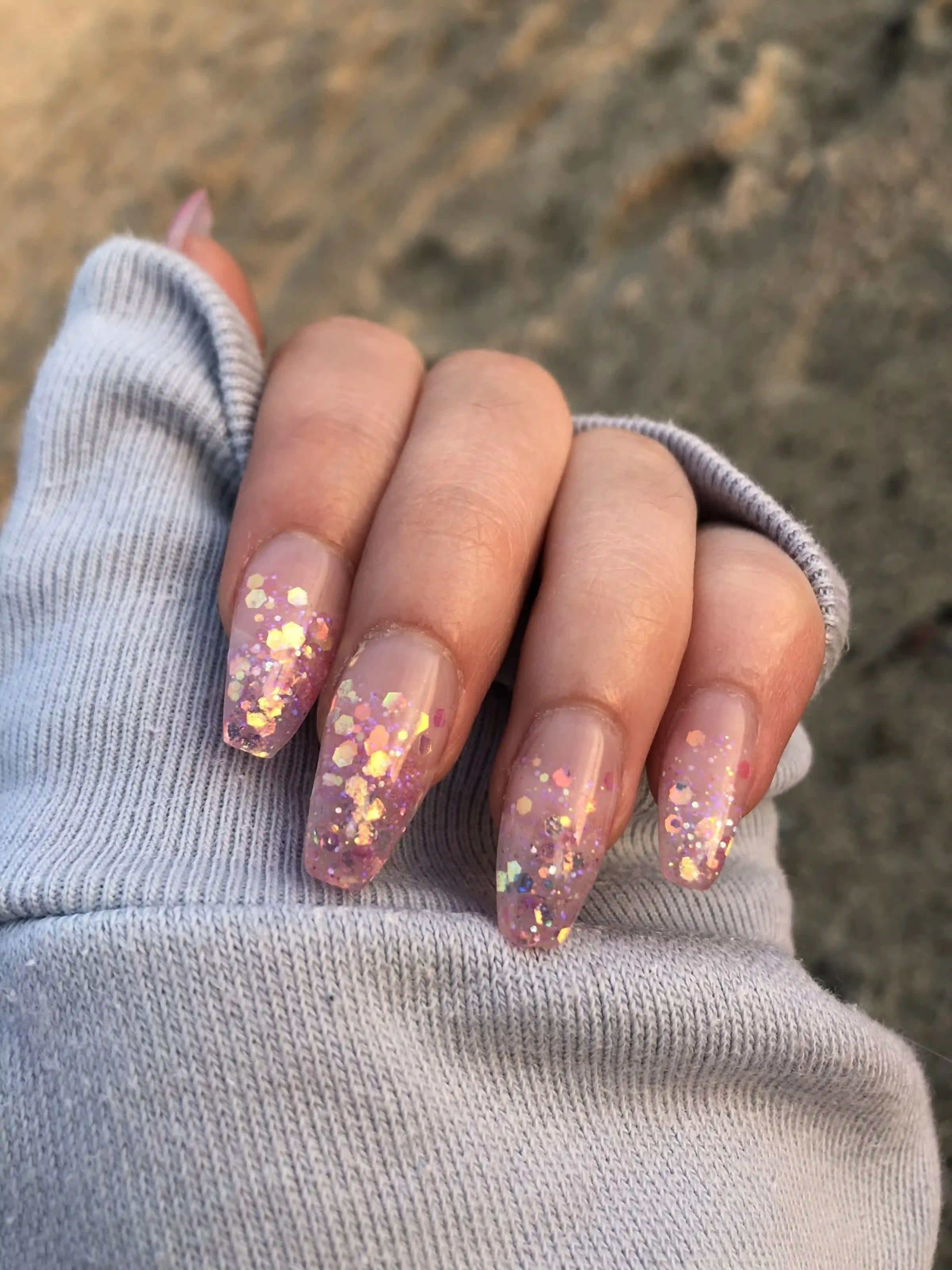 Glitter ombre sparkle gradient fade glamorous nails creating party festive celebration manicure fun