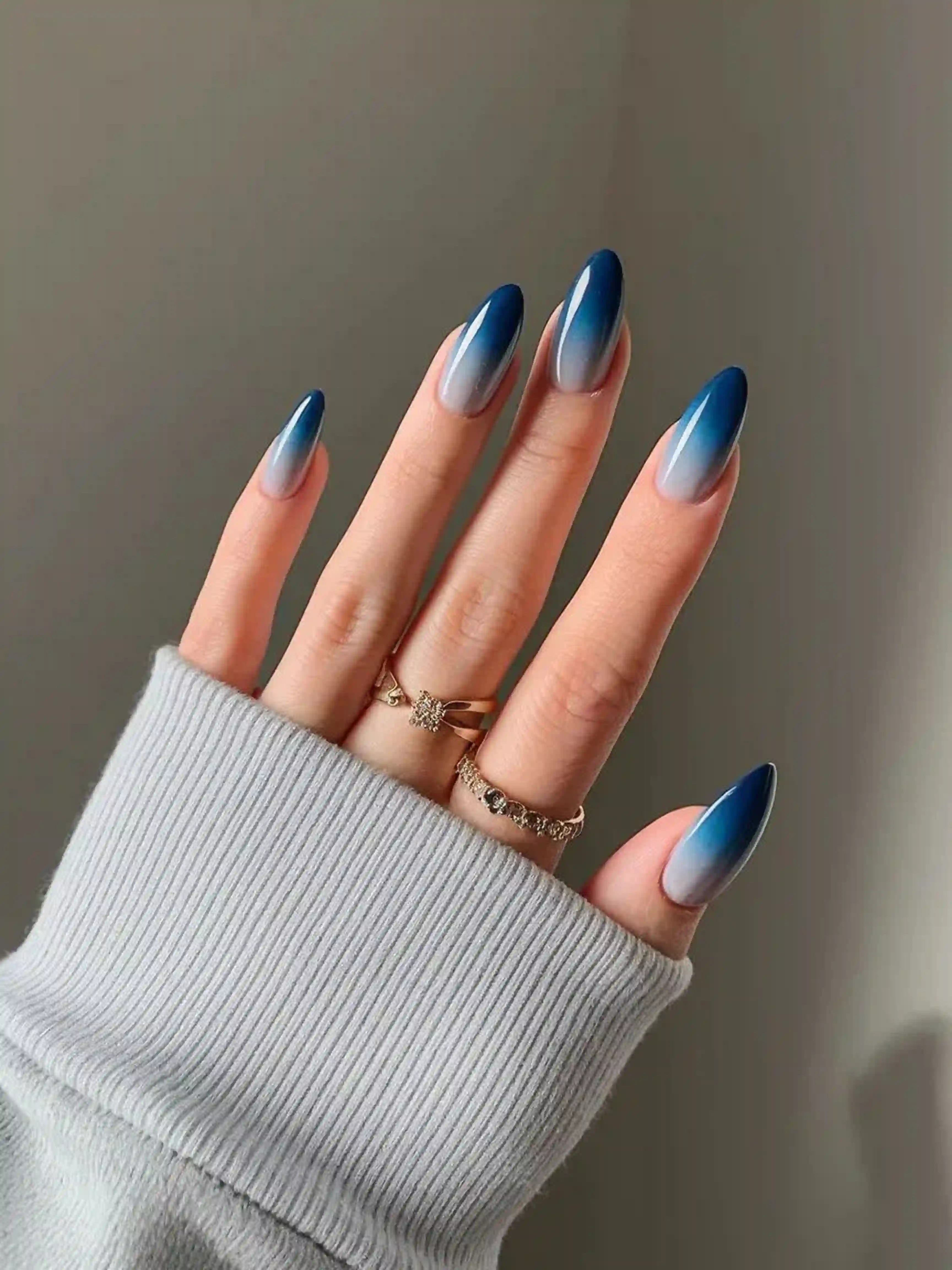 Navy blue ombre dark gradient sophisticated professional nails creating elegant chic manicure work