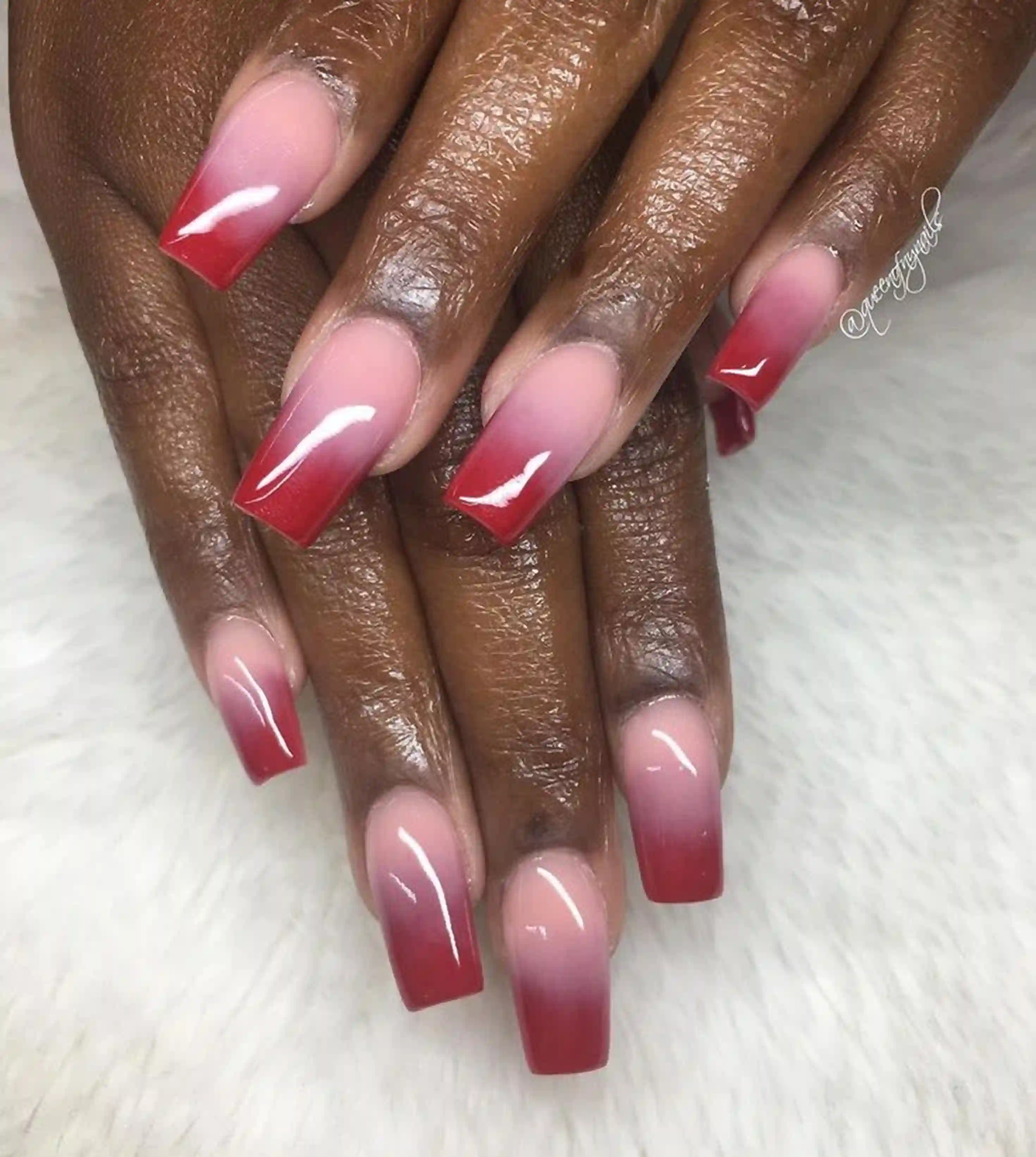 Red pink ombre valentine romantic gradient bold nails creating feminine passionate manicure love