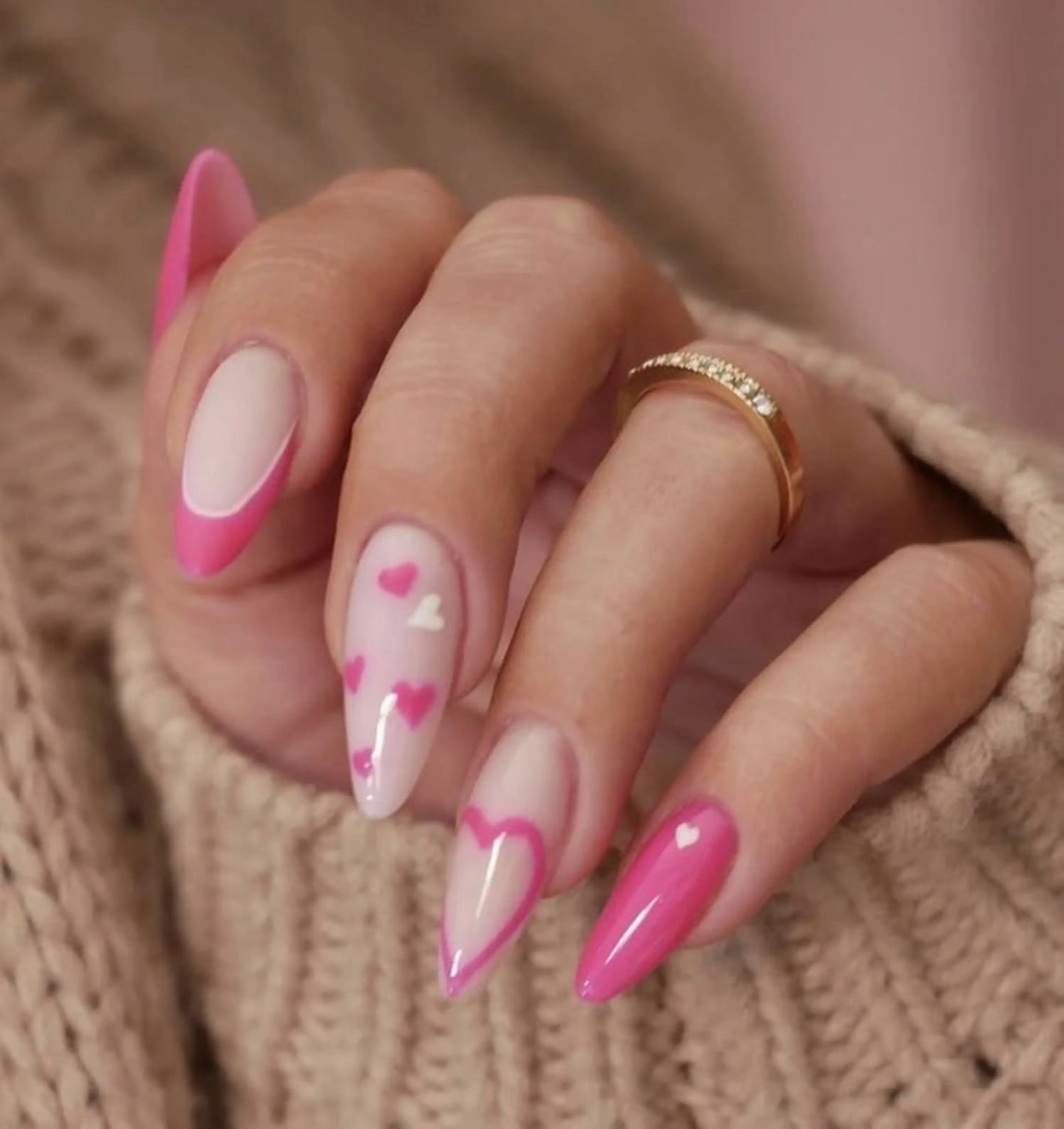 Matte pink hearts soft romantic feminine valentine nails creating elegant delicate manicure sweet